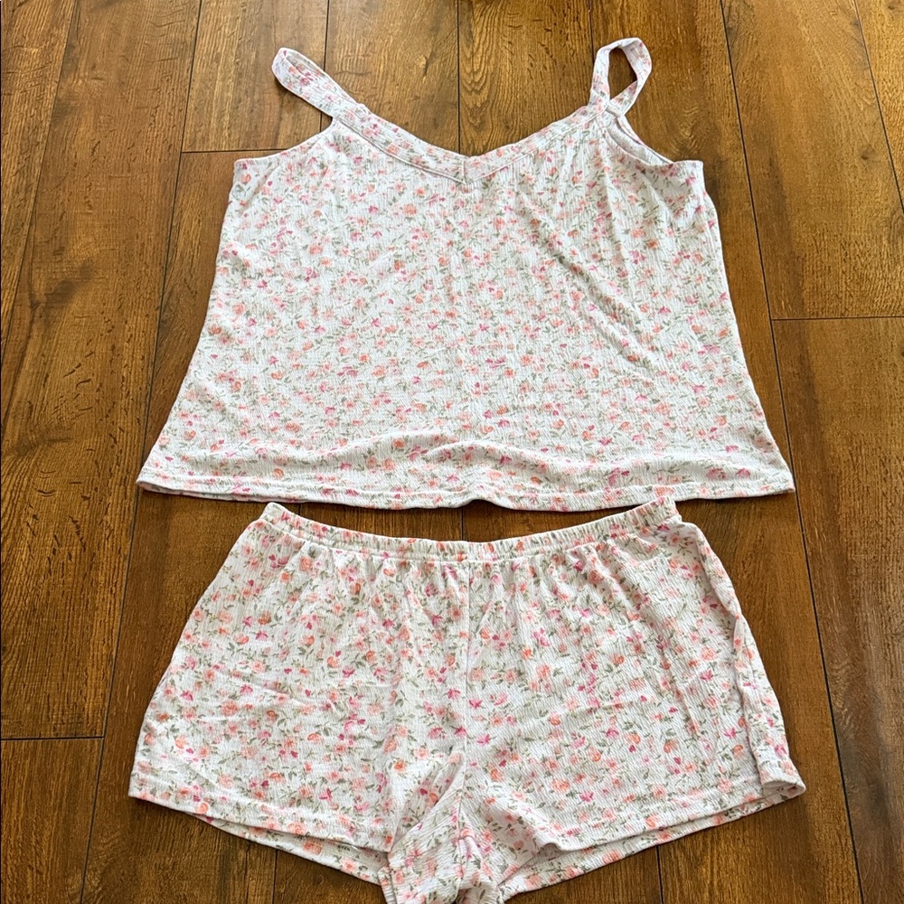 Laura Ashley Pink Floral Women's Pajama Set